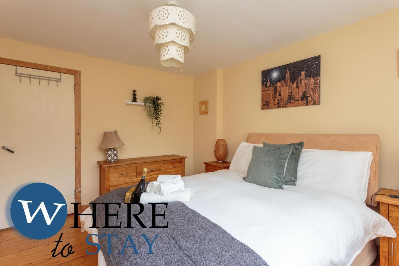 Lovely Apartment By The Hillwood Park-Free Parking EDI Exterior photo